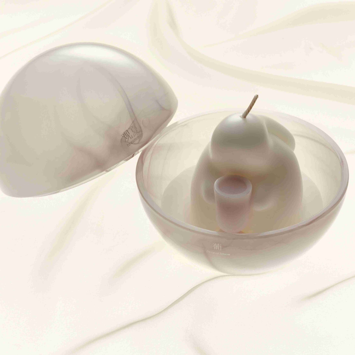 【NEW】DROP OF MOON SCENTED MOON RABBIT CANDLE - Autumn Limited